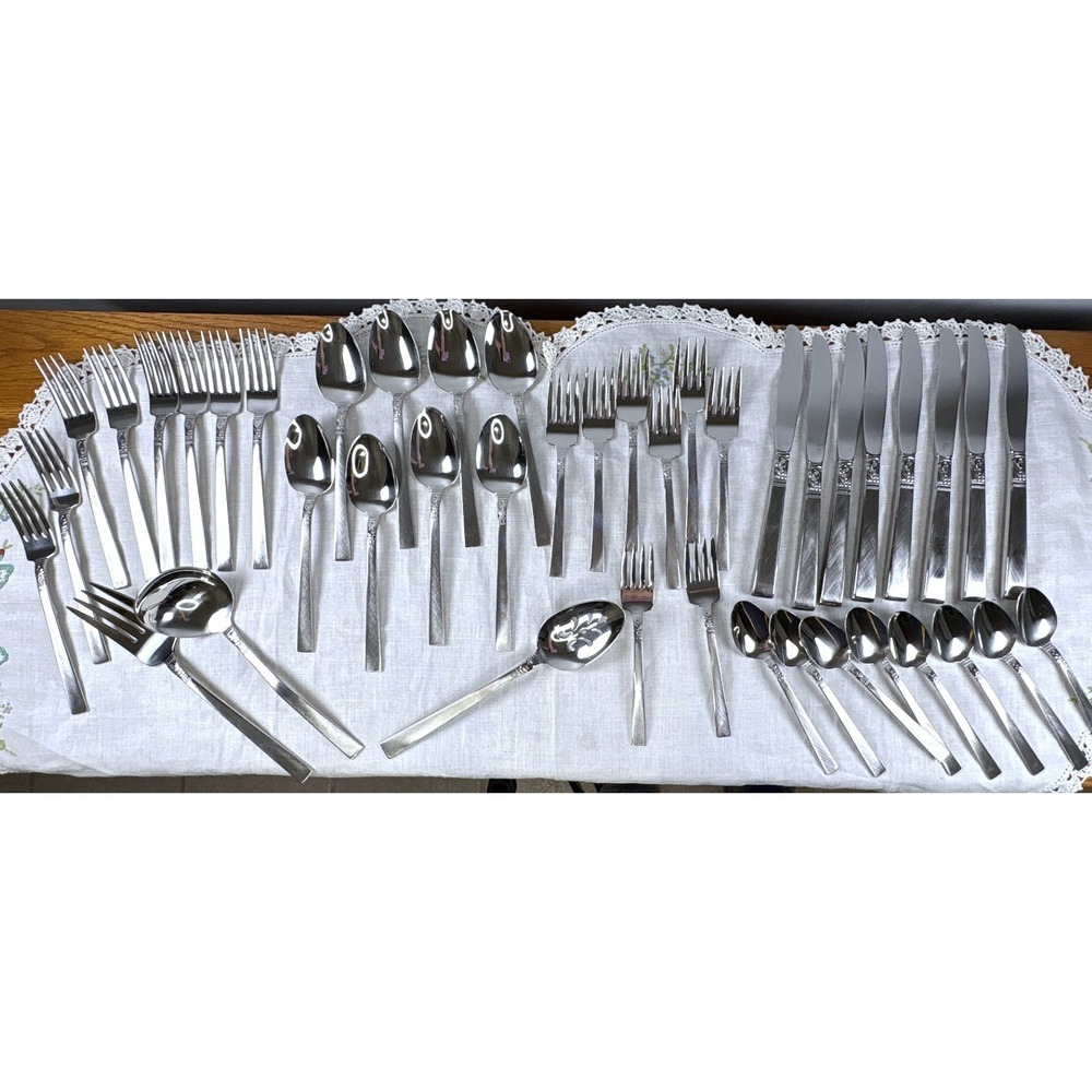 Oneida WM Dalton Brookwood Stainless Flatware Set 43pc Service for 8 New NO BOX